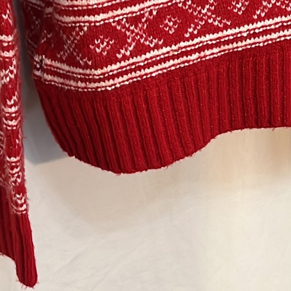American Eagle Red and White Knit Cropped Sweater Size Small - Picture 5 of 7